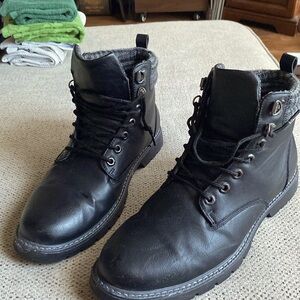 London Fog Mens Boots Size 11